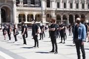 Da Levante a Diodato, flash mob degli artisti a Milano
