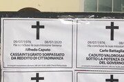 Casapound mette manifesti funebri all'Inps di Cagliari