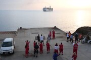 Lampedusa, sulla nave quarantena Gnv Azzurra i primi 250 migranti