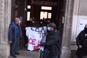 Milano, terminata l'occupazione degli studenti del liceo Manzoni