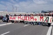 Alitalia, circa 300 lavoratori sfilano in corteo a Fiumicino