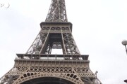 Parigi, dopo otto mesi e mezzo riapre la Tour Eiffel