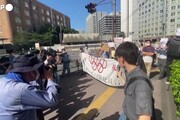 Olimpiadi, la protesta dei giapponesi: 'Cancellatele, proteggiamo le vite'