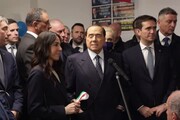 Manovra, Berlusconi: 'Al lavoro su proposta per 1mln di posti di lavoro'