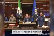 Manovra, Renzi posta video sui social: alla Camera maggioranza tornata al fax