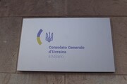 Ucraina: al Consolato di Milano arrivano fiori e aiuti umanitari