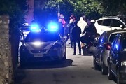 Uccisa a coltellate in strada a Genova
