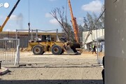 Gaza, i preparativi al valico di Rafah per l'arrivo degli aiuti umanitari