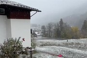 Maltempo: prima neve di stagione a Falcade, sulle Dolomiti bellunesi