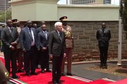 Mattarella depone una corona al Mausoleo di Jomo Kenyatta
