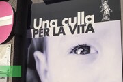 Neonato lasciato nella culla per la vita a Milano, 'la mamma puo' ripensarci'