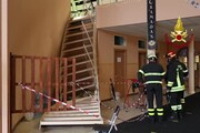 Crolla una scala in una moschea a Vicenza, cinque feriti