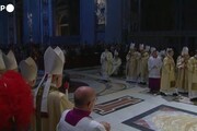 Veglia di Pasqua, Papa Francesco celebra la messa in San Pietro