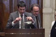 Riforme, Fratoianni: 'Costituzione va applicata, non cambiata'