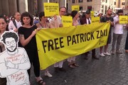 Egitto concede grazia a Zaki, la notizia durante il presidio di Amnesty a Roma