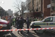 Sudafrica, edificio in fiamme a Johannesburg: decine di morti
