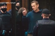 Navalny, l'addio della moglie Yulia con un video sulla loro storia