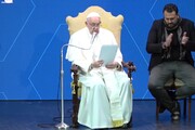 Papa Francesco: 'Nonni scartati e' un suicidio culturale'