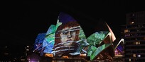 La Sydney Opera House illuminata in occasione del festival Vivid Sydney