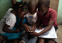 Bambini  ad Haiti (ANSA)