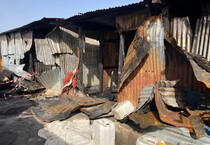 Incendio in baraccopoli migranti nel Foggiano, un morto