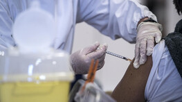 Aumenta la fiducia degli italiani verso i vaccini, quarti in Europa