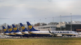 Corte Ue boccia aiuti Italia a compagnie aeree per il Covid