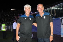 Il patron dell'Atalanta Antonio Percassi con l'allenatore Gian Piero Gasperini il 25 luglio 2019