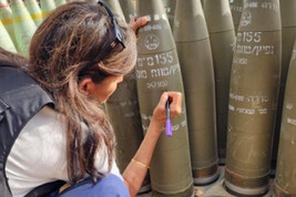 Haley scrive sui missili israeliani 'eliminateli', foto è virale