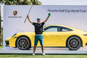 Porsche Golf Cup, come divertirsi e vincere una fiammante 911 (ANSA)