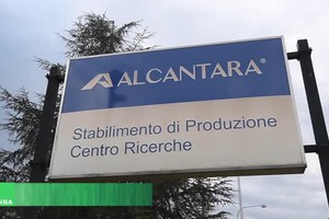 Coronavirus, Alcantara riprende la produzione in sicurezza (ANSA)