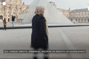 Presidenziali in Francia, Le Pen pubblica una clip al Louvre: protesta del museo (ANSA)