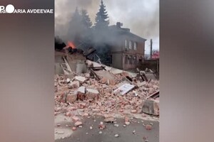 Ucraina, una fabbrica di abbigliamento distrutta da un missile a Kharkiv (ANSA)
