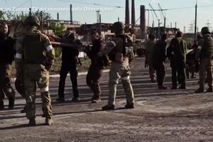 Mariupol, l'evacuazione dei soldati ucraini dall'Azovstal (ANSA)