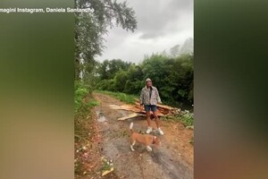 Nubifragio in Versilia, Daniela Santanche' mostra i danni delle piogge (ANSA)