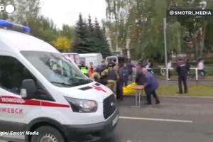Russia, sparatoria in una scuola: tra i morti anche dei bambini (ANSA)