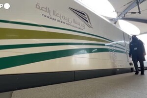Arabia Saudita, le donne alla guida dei treni tra la Mecca e Medina (ANSA)