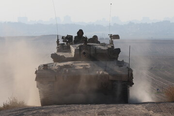 Un carro armato dell'esercito israeliano