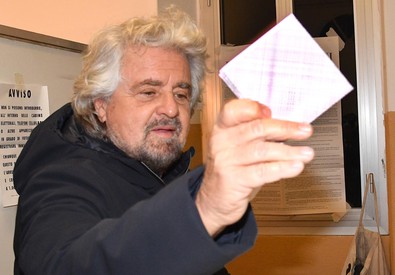 Referendum: Grillo, se italiani scelto 'S' lo rispetto (ANSA)