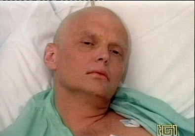 Aleksander Litvinenko in ospedale (ANSA)
