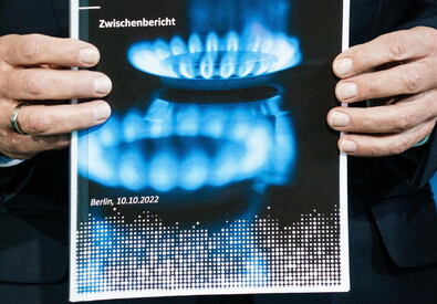 Un opuscolo tedesco informativo sul gas (ANSA)