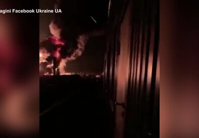 Ucraina, colpito un deposito di petrolio a Vasylkiv (ANSA)