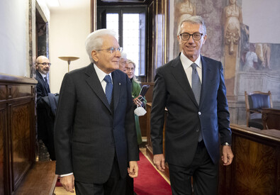 Il presidente della Repubblica Sergio Mattarella con Luigi Maruotti - US QUIRINALE (ANSA)