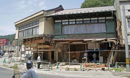 Giappone: ricostruzione dopo un terremoto (Foto World Monuments Fund) © ANSA