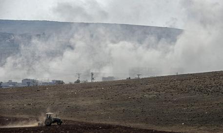 Esplosioni a Kobane, Siria (foto: EPA)