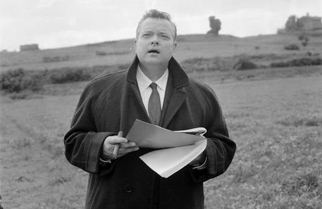 Il regista Orson Welles sul Set del film ' La ricotta ' © ANSA