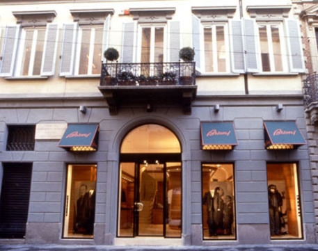 Via Gesù vies to become Milan's answer to Savile Row - English - ANSA.it
