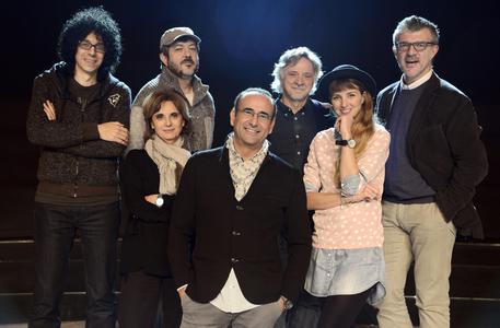 Foto di gruppo della Commissione Musicale di Sanremo con il Direttore Musicale Carlo Conti . Foto di Claudio Onorati © ANSA