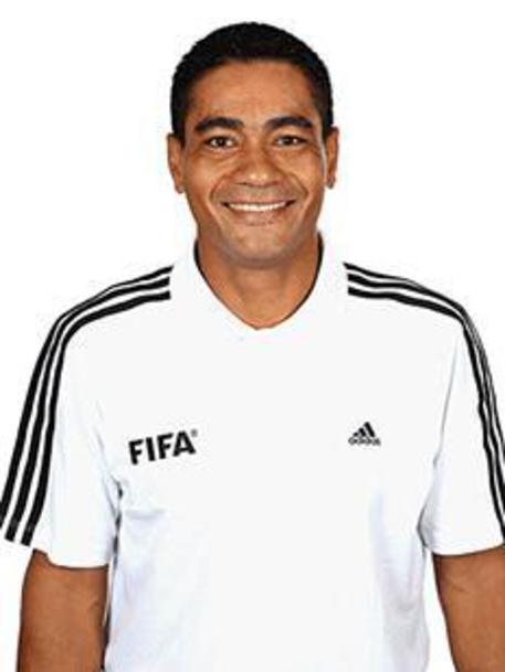 L'arbitro tahitiano Norbert Hauata (foto: ANSA)