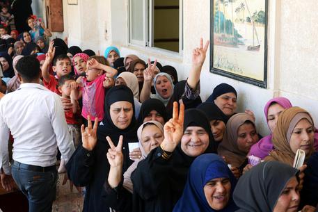 Egypt holds second day of voting (foto: EPA)